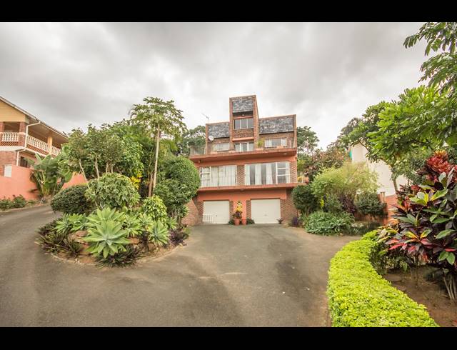 4 BEDROOM HOUSE FOR SALE IN RESERVOIR HILLS